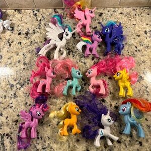 My Little Pony Bundled Collection 17 Ponies 2010, 2016,2017